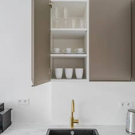 Blueground Rostovska Str Nr Park Foodie Area Prg-28 Apartment Prague
