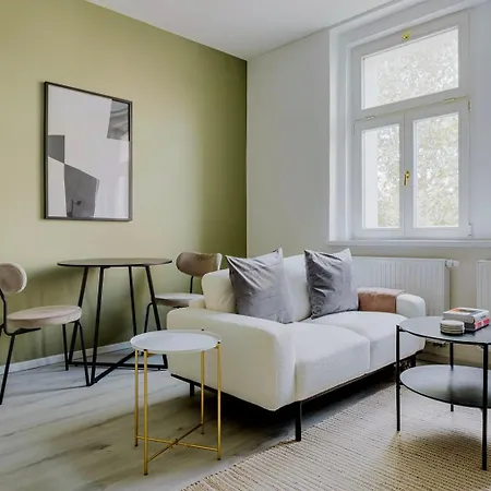 Blueground Rostovska Str Nr Park Foodie Area Prg-28 Apartment