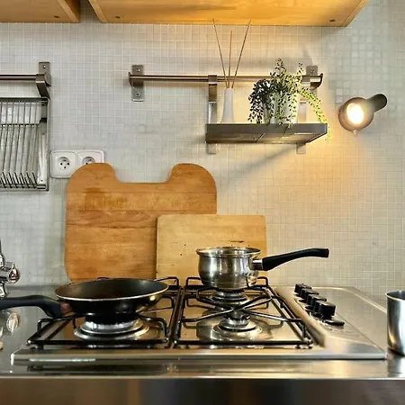 Old Town Apartment *