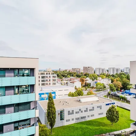 Blueground 3 New Build Balcony Prg-39 *
