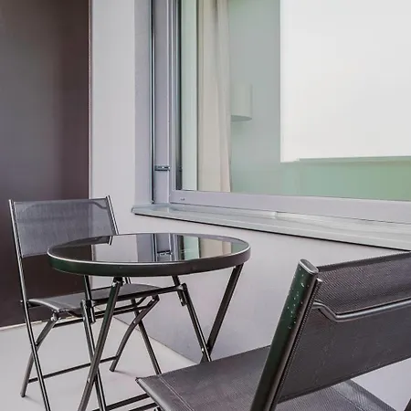 Blueground 3 New Build Balcony Prg-39 Apartment