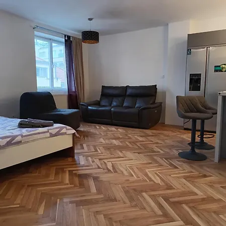 In The Center Of Oid Town Appartement *