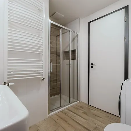 Apartamento Blueground 7 Balcony Stromovka Park Prg-26 Praga