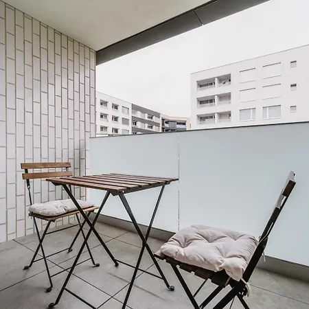 Blueground 7 Balcony Stromovka Park Prg-26 Apartamento