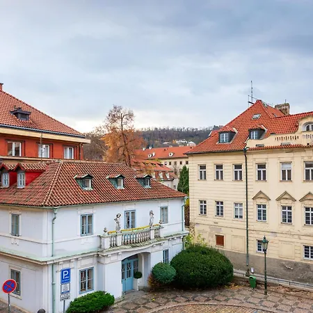 Apartment Luxury Retreat By Charles Bridge Prague