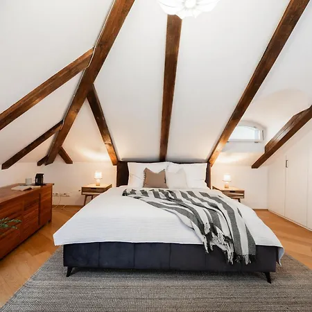 Luxury Retreat By Charles Bridge