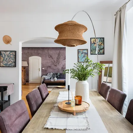 Luxury Retreat By Charles Bridge Apartment Prague