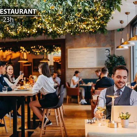 Hotel Plaza - Czech Leading 4*