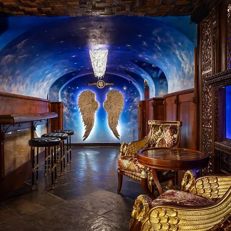 U Zlateho Stromu By Bhg Hotel Prague