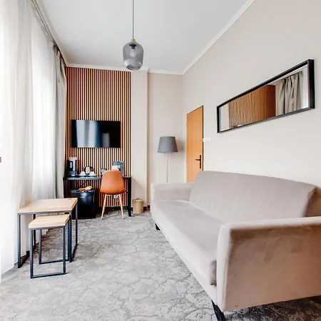 Andante 3* Prague