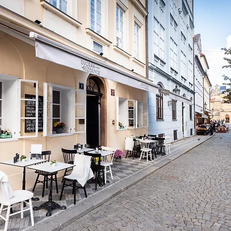 Luxury Retreat By Charles Bridge * Prague