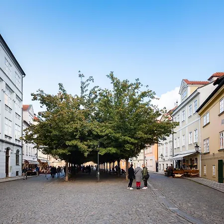 Luxury Retreat By Charles Bridge Apartment Prague