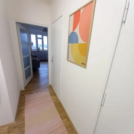 Stylovy A Slunny S Umeleckym Nadechem V Blizkosti Centra * Prague