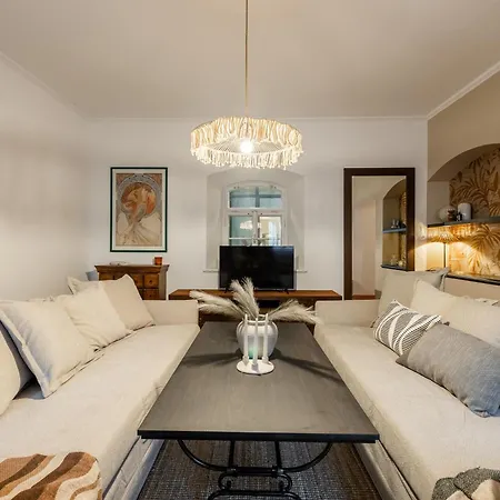 Luxury Retreat By Charles Bridge * Prague
