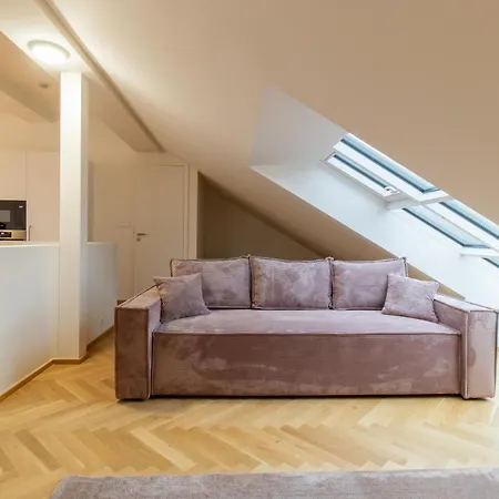 Churchill Heritage Apartment Prague