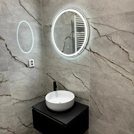 아파트 Mystical 2-bed In Heart Of