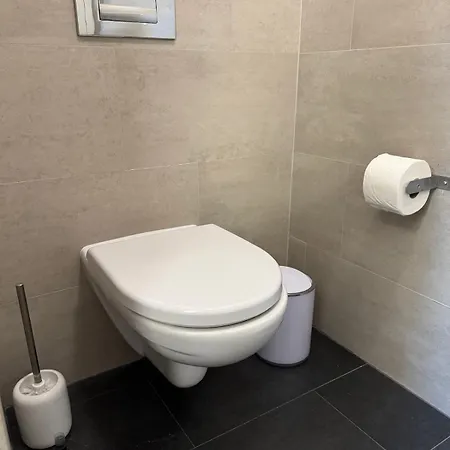 Charming Duplex Loft In Center 아파트