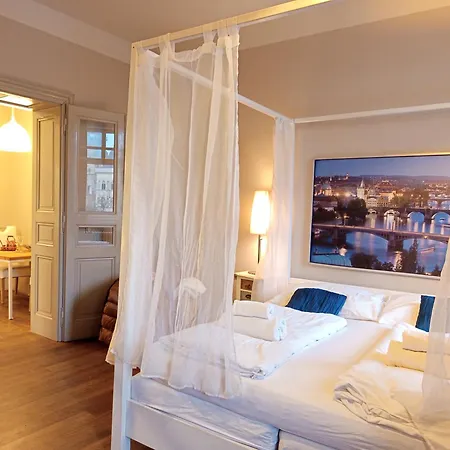 Apartment Romantic