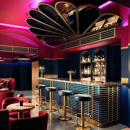 Hotell W