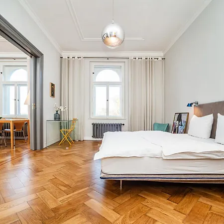 Amazing One-bedroom * Prague