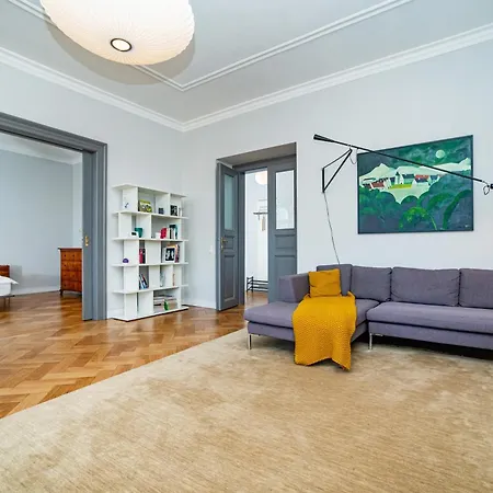 Apartment Amazing One-bedroom