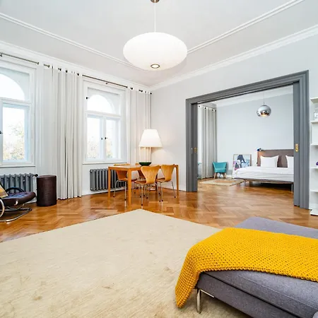 Amazing One-bedroom