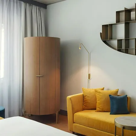 W Hotell Prag