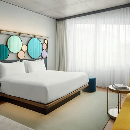 W Hotell