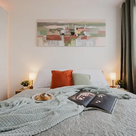 Apartament Days - 2bdr - Workspace - 200mbps Wifi *