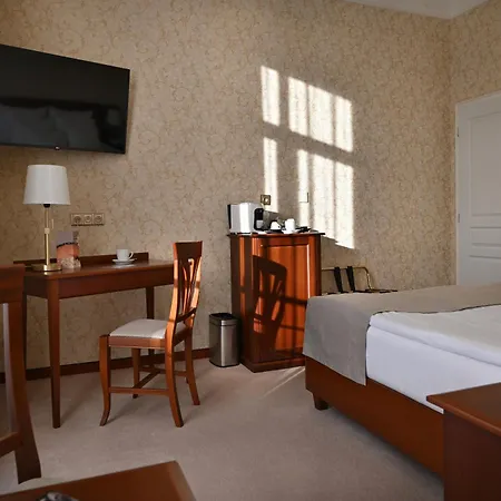 Rott Hotel 4*