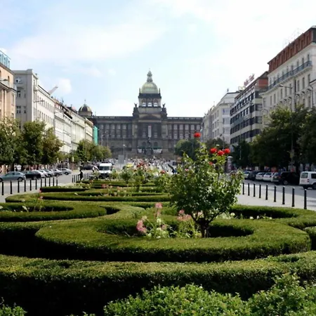 Spacious Near Karlin Square Appartamento *