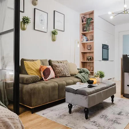 Apartment Days - 1bdr - Work Space - Easy Access *