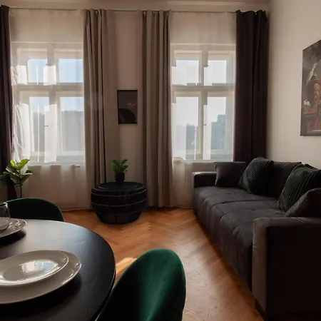 Churchill Heritage Apartment