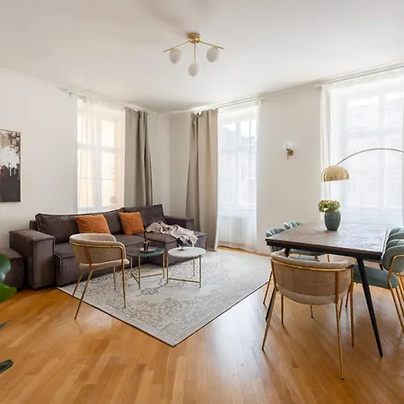Luxury Retreat By Charles Bridge *