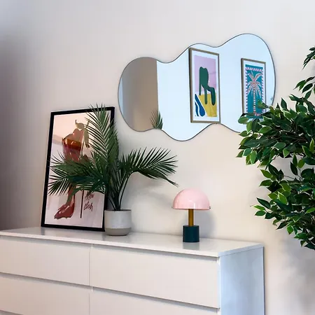 100m2 Wenceslas Comfort, 3bdr With Netflix Apartment