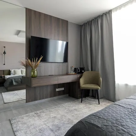 Luong Europe Prag