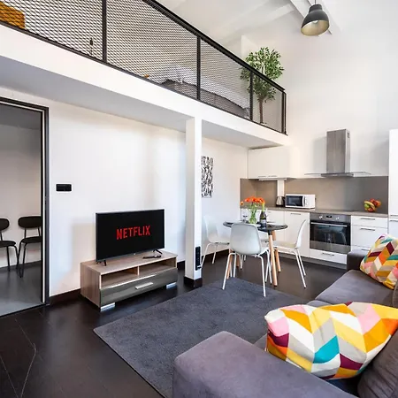 Loft Spacious In