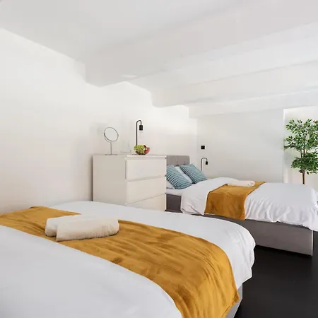 Loft Spacious In Apartment *