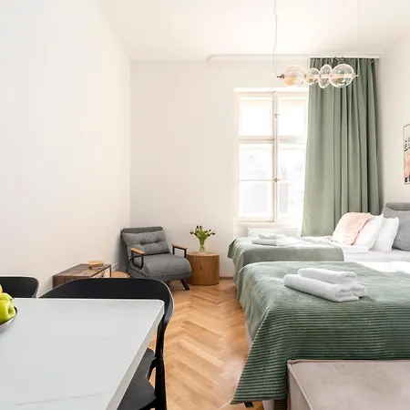 Visit Oomph Prague