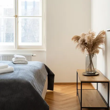 Visit Oomph Apartment