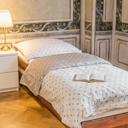 Luxury Karmelitska 2b Apartment *