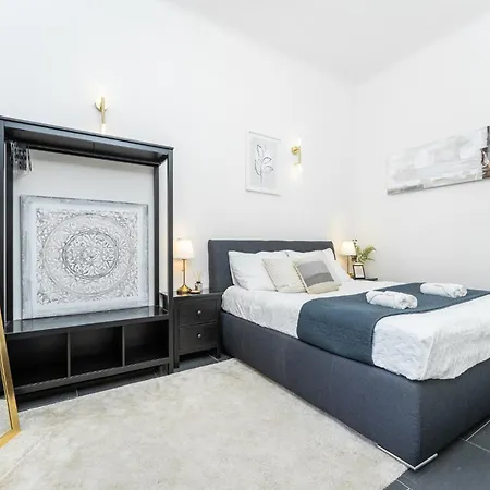 10 Minutes Wenceslas Square In Apartment *