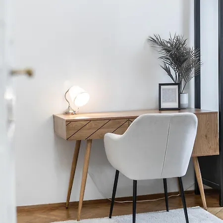 Apartment 10 Minutes Wenceslas Square In