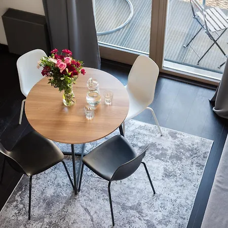 Loft Spacious In Prague