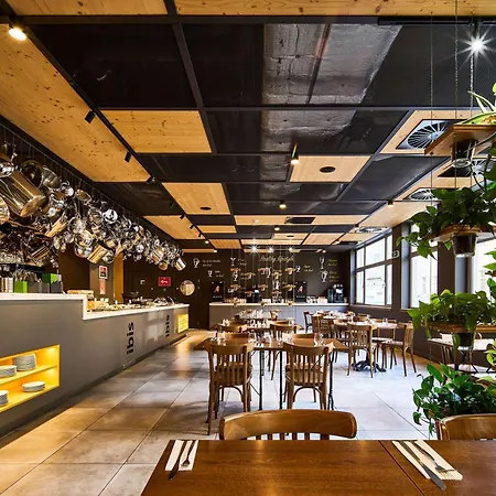 Ibis Wenceslas Square 3* Prague