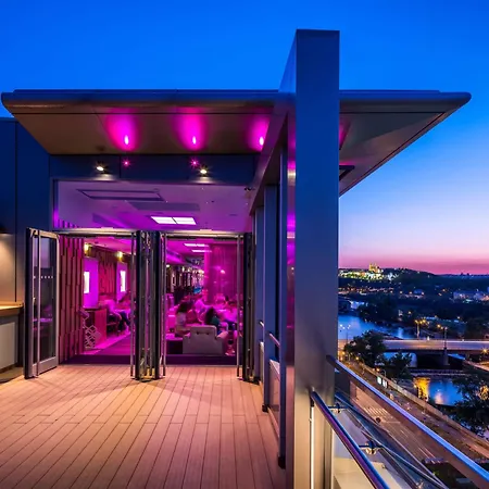 Hilton 5*