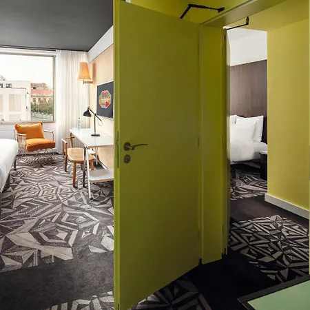 Mama Shelter Hotel