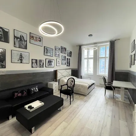Apartmán Vintage & Modern - Of Both Worlds In The Heart Of *