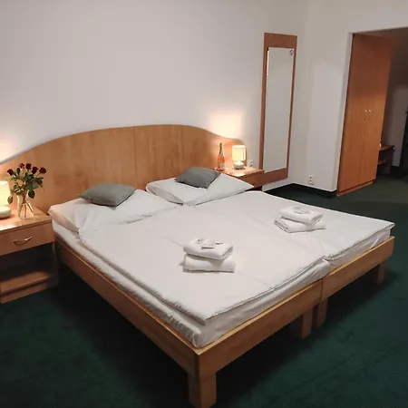 Hotel Legie 3*