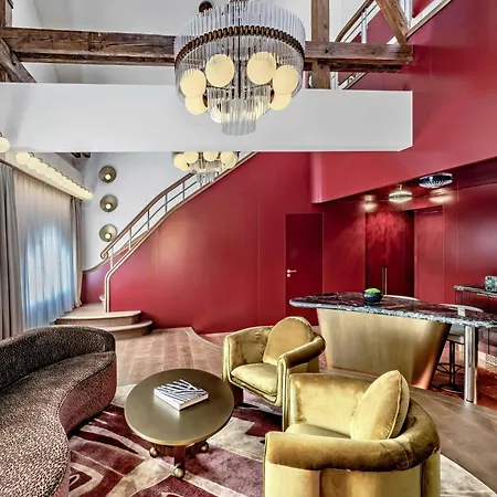 W Hotell Prag